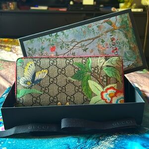 Limited Edition Gucci Butterfly Print